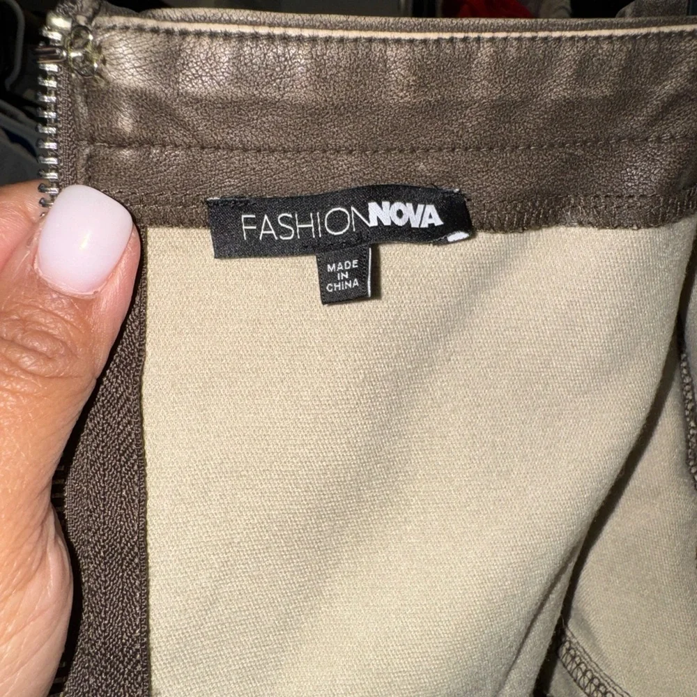 Fashion Nova Faux Leather Strapless Mini Dress – Brown – Size Small - Picture 2 of 5